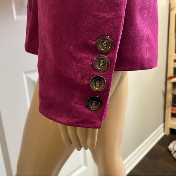 NWOT | Fuchsia Blazer with pockets - Picture 4 of 10